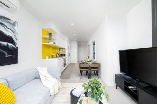 Prime CBD Stay Melbourne Central w FREE carpark - 6