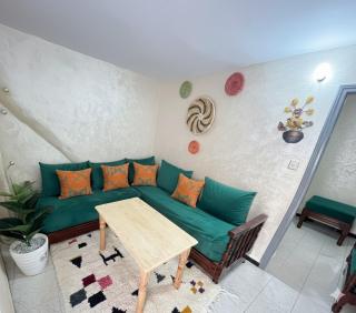 Entire Guesthouse with Private Rooftop - 8