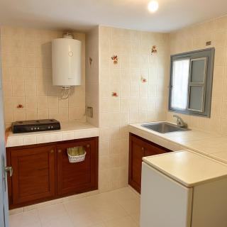 Entire Guesthouse with Private Rooftop - 2