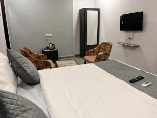 Townhouse Sagar Lake Formerly Hotel Chintal - 4