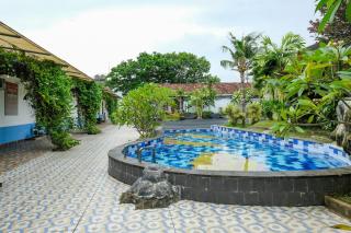 RedDoorz at Flory Hotel Jalan Parangtritis - 4