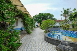 RedDoorz at Flory Hotel Jalan Parangtritis - 3