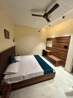 Shreeji stays A boutique homestay - 3