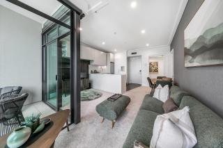 Penthouse Premier - 7