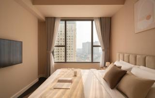 LuxeStay Saigon - Luxury Studios, 1 Bedroom, 2 Bedroom & 3 Bedroom Apartments - City Centre Ho Chi Minh City, Pool Access, Ideal for Families Business Travelers and Group Bookings - 1