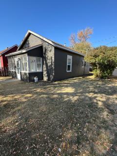 Charming fully remodeled House - 2