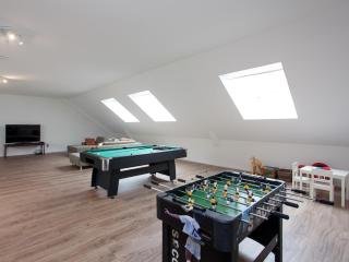 Country House in a hotel atmosphere with Sauna in Swolgen - 3