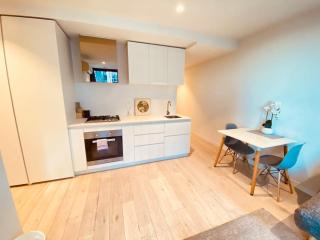 Comfortable 1BR Retreat ABeckett St - 5