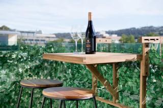 CBD Apartment - Walk to Shops & Attractions - 2