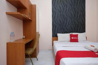 RedDoorz Syariah Omah Tentrem near Pakuwon Mall - 5