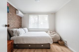 Modern Nomads Charming Glen Iris 2BR Hideaway with Driveway - 4