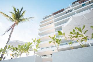 Panarea Beachfront Living - Pools Spa Gym & Luxury Amenities - 5