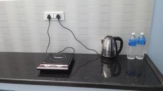 Urban white villa homestay - 6