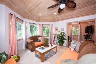 Chat n Chill - Top Floor Condo, Walk to Pink Sands Beach townhouse - 6