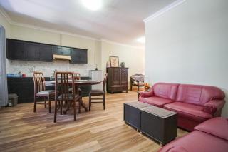 Griya Pawiyatan Guest House - 0