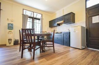 Griya Pawiyatan Guest House - 9