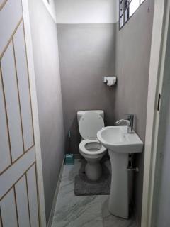 Lynch Apartments - Mimosa - 7