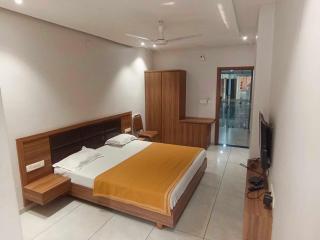 POP 84155H Hotel Prime Land - 4