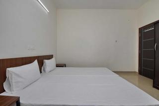 Townhouse Sector 18 Udhyog Vihar - 5