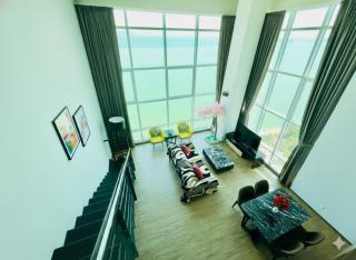 High-Floor Loft with Panoramic Sea View Maritime Suites Karpal Singh - 7