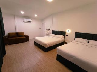 บ้านไร่เรืองแสง - 2