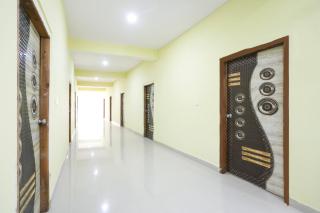 Hotel O Holiday Hotel - 5