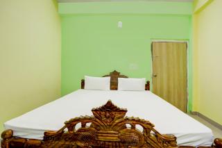 Hotel O Holiday Hotel - 4