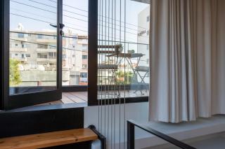 Cozy Loft with Balcony in Central Limassol - 2