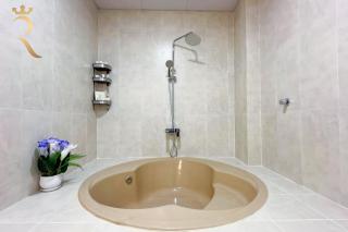 5BR Villa - Calm, Spacious Family Living - Abu Dhabi - 6