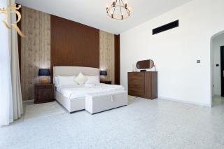 Luxury 5BR Villa Near Abu Dhabi Corniche - 3