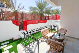 Luxury 5BR Villa Near Abu Dhabi Corniche - 4