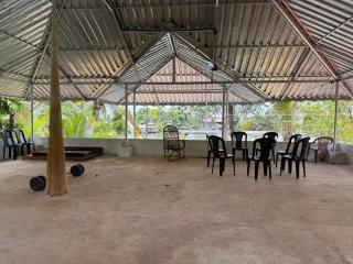 The Vintage Veranda - 4