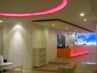 Nana Chat Bangsaen Hotel - 1