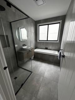 BRIDGEWATER BABY..a family favorite - 5