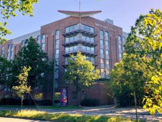 Mercure Hotel Hamburg am Volkspark - 0