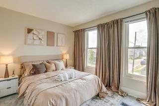 Quiet & Spacious Home Near Downtown - 9