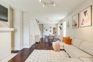 Quiet & Spacious Home Near Downtown - 4