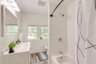 Quiet & Spacious Home Near Downtown - 2