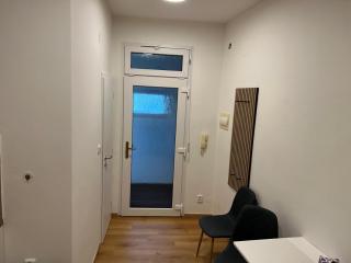 Private Riverside Apartment Brno - 3