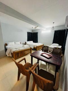 Coastal Nest Home & Sea View- Malpe Beach - 8