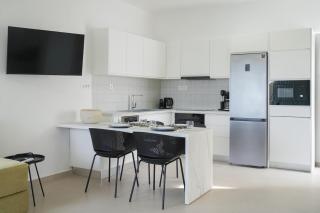 Niki Luxury Suites - 6