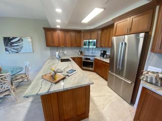 Mauna Lani Point Newly Furnished ocean golf views - 9