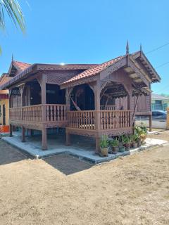 Rumah Kayu Homestay - 6