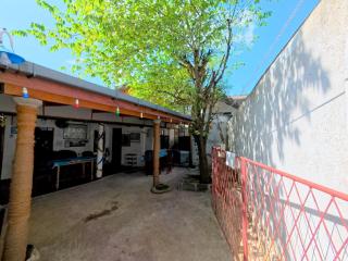 Meera House & Tourist Inn - 9