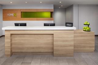 Home2 Suites By Hilton Memphis Downtown - 4