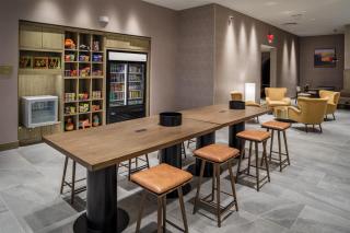 DoubleTree by Hilton Laredo - 3