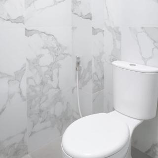 Front One Hotel Mesir Surabaya - 7