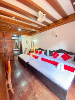 Villa Xiengthong Garden View - 1