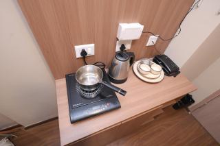 Nestia Stay Near Expo Mart & Metro Pari Chowk - 1