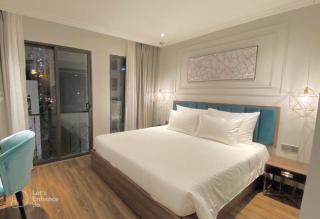 Adela Boutique Hotel - Infinity Pool - 8